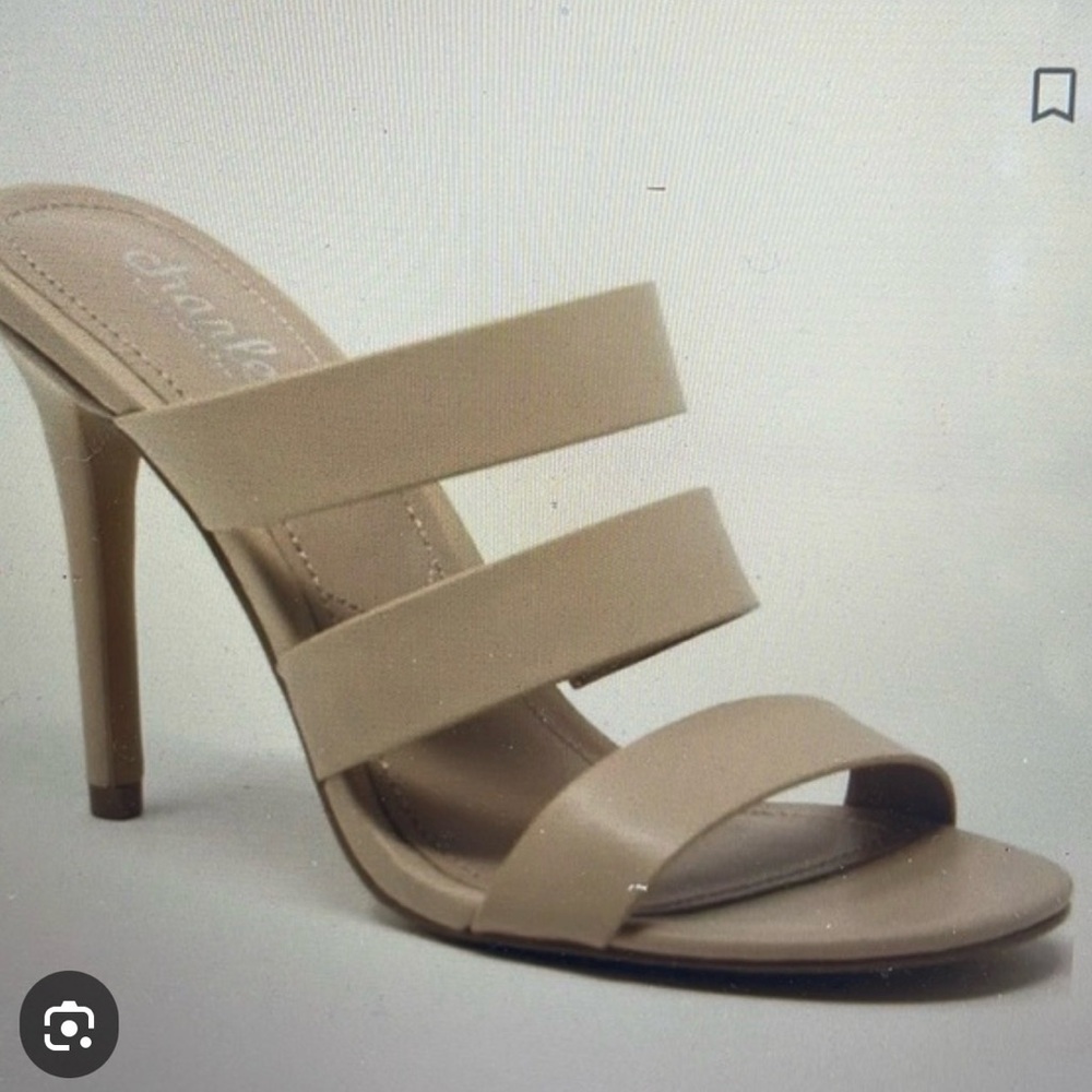 NWT Charles David RIVALRY Strappy Heels Size 8 - Nude Smooth